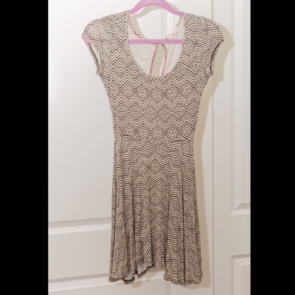 🐭Skater dress w/ overall print!
